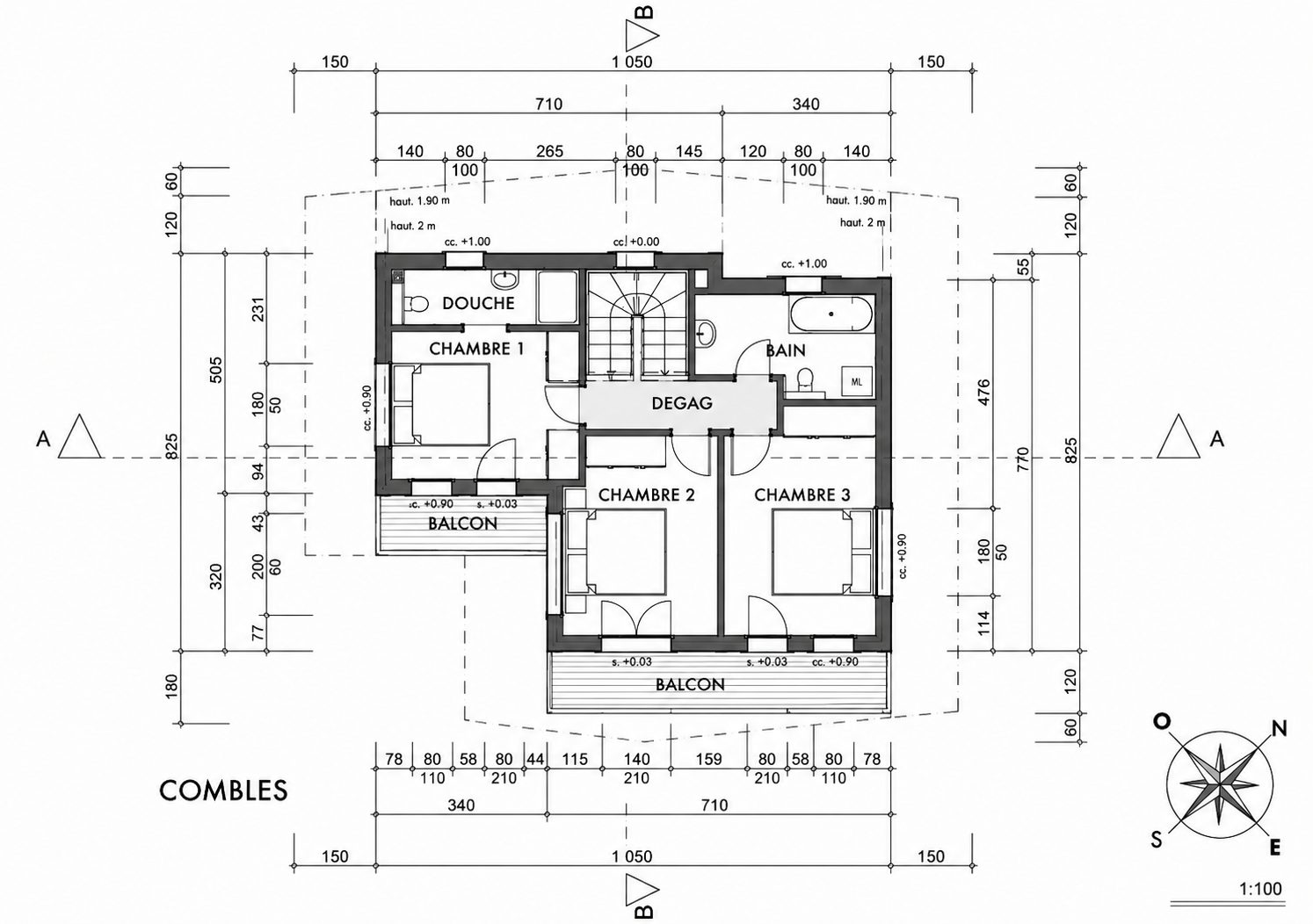 Plan des combles : trois chambres, salle de douche, salle de bains, dégagement et deux balcons.